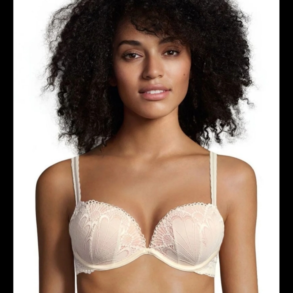 32C Wonderbra glamour push up bra